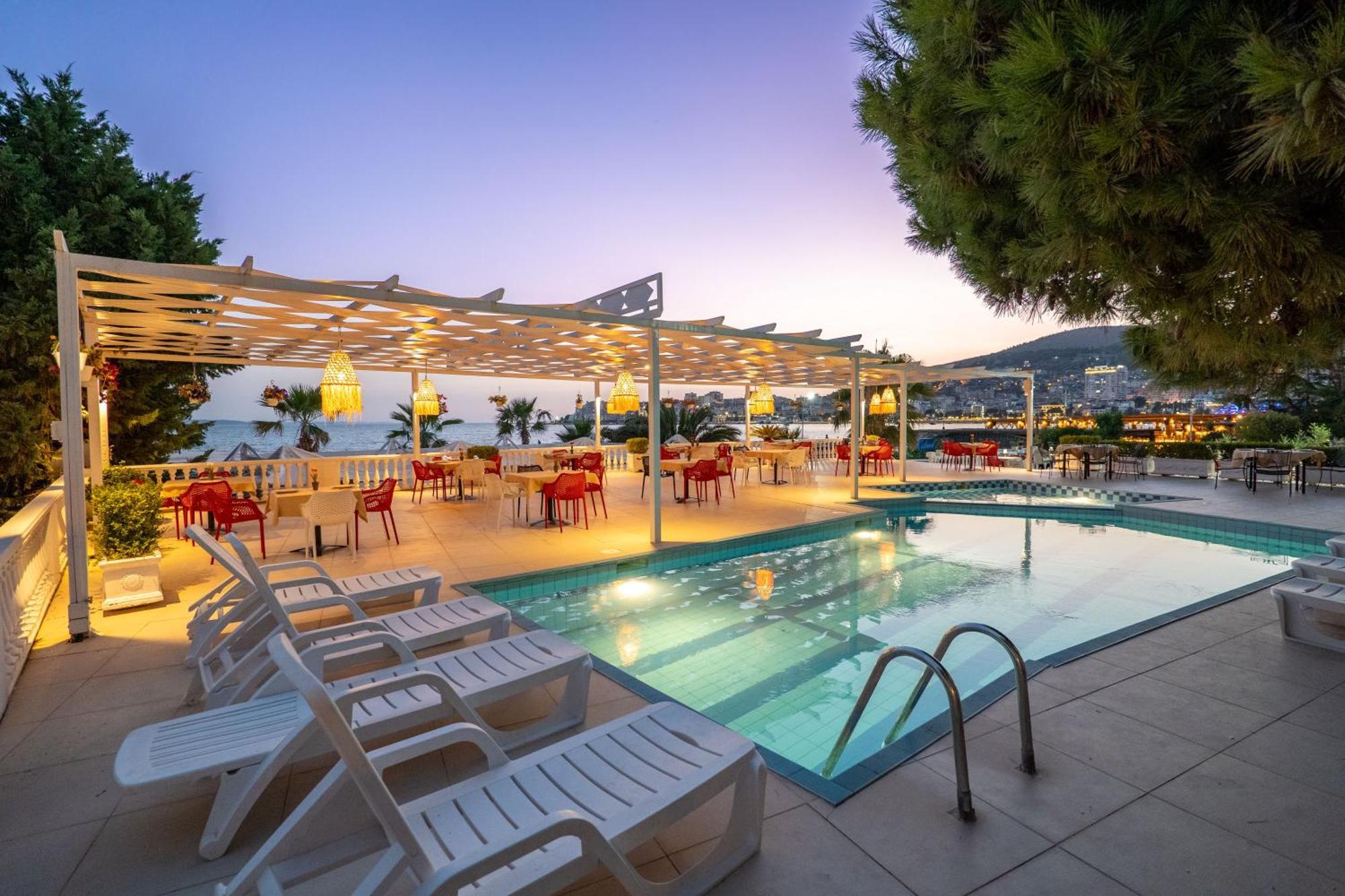 Hotel Sejko Sarandë Esterno foto