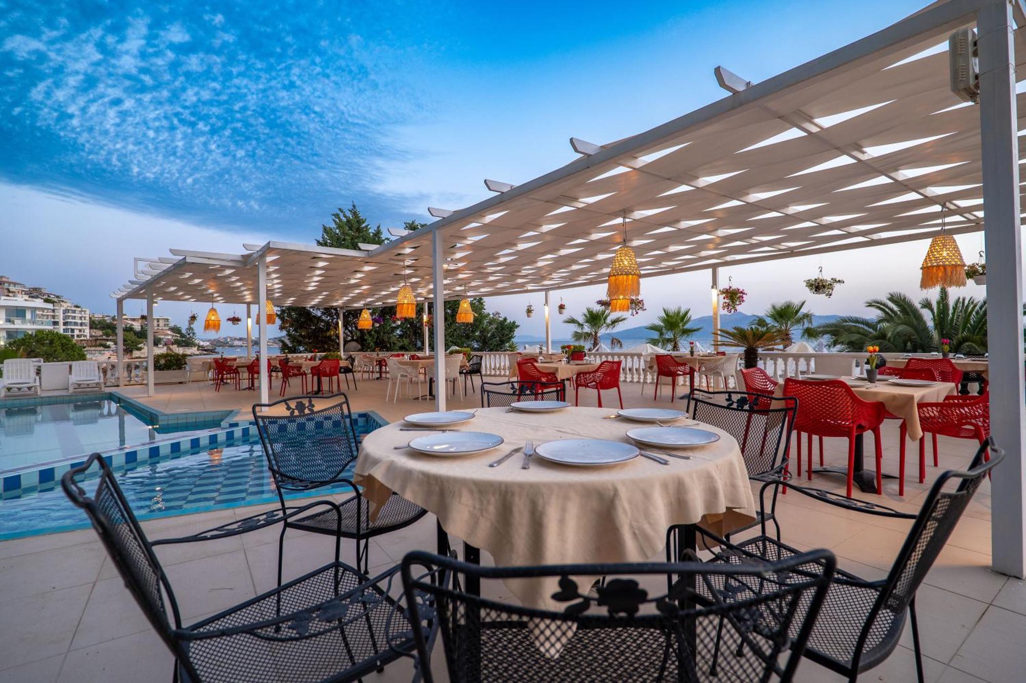 Hotel Sejko Sarandë Esterno foto
