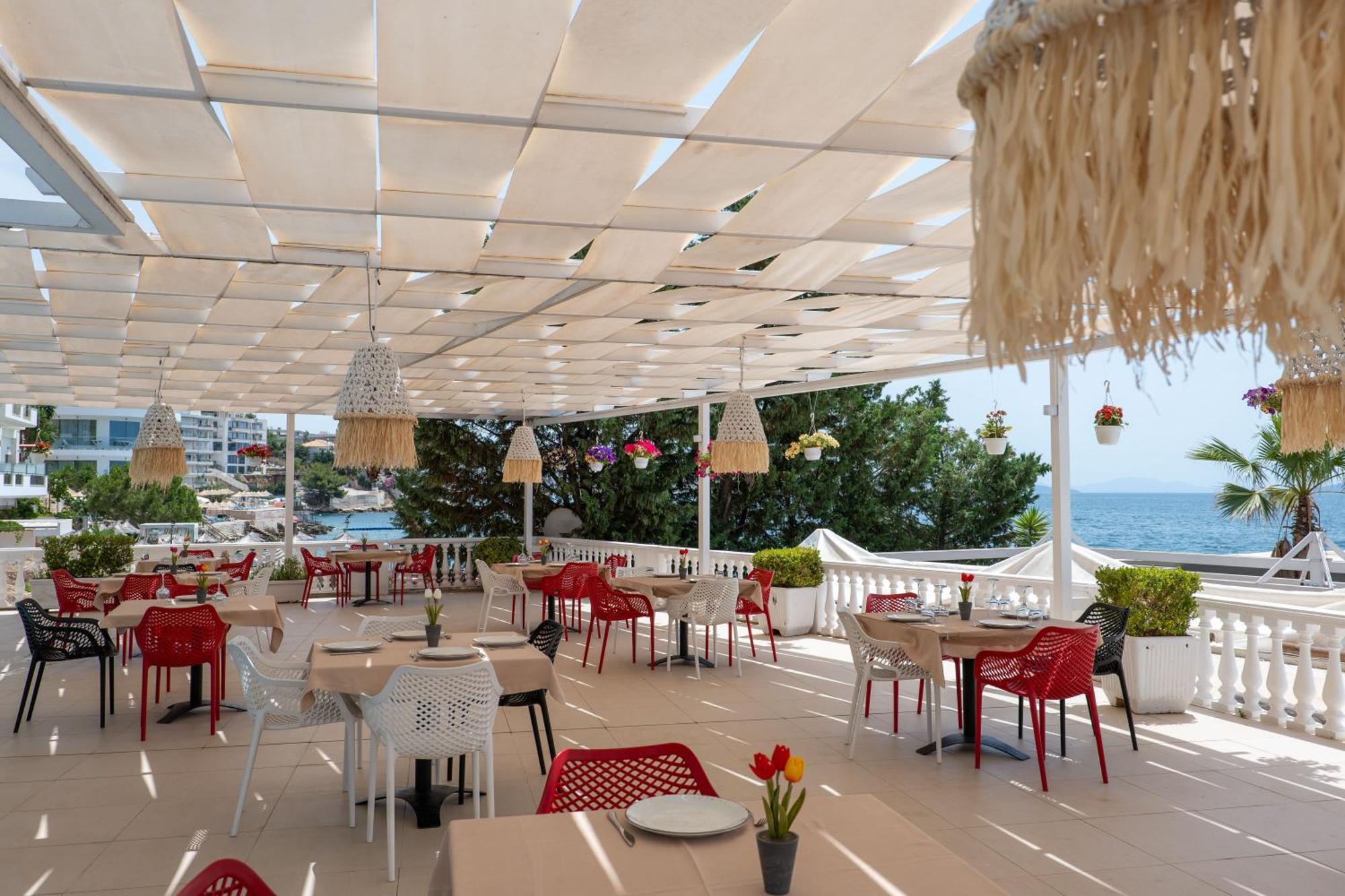 Hotel Sejko Sarandë Esterno foto