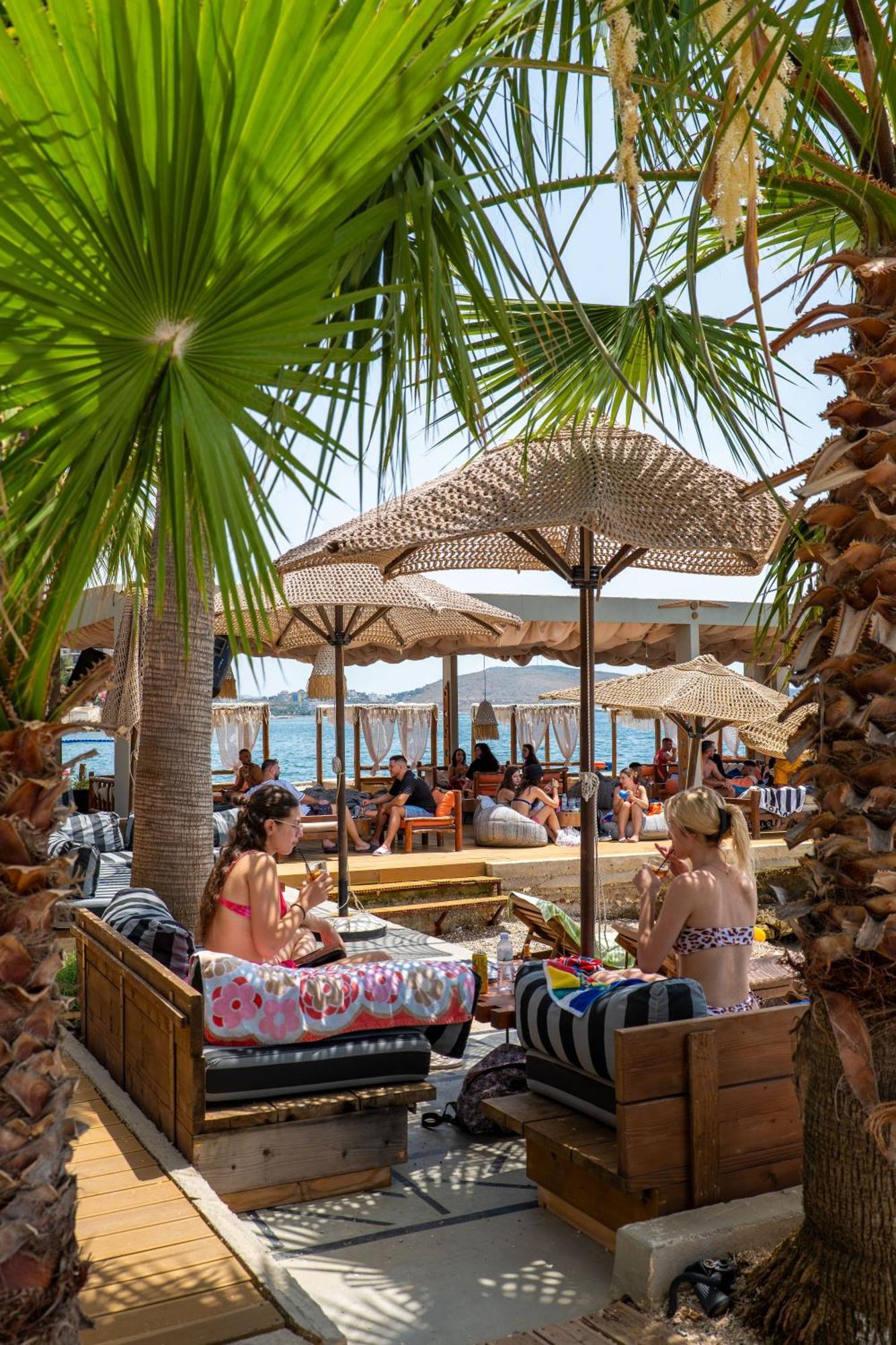 Hotel Sejko Sarandë Esterno foto