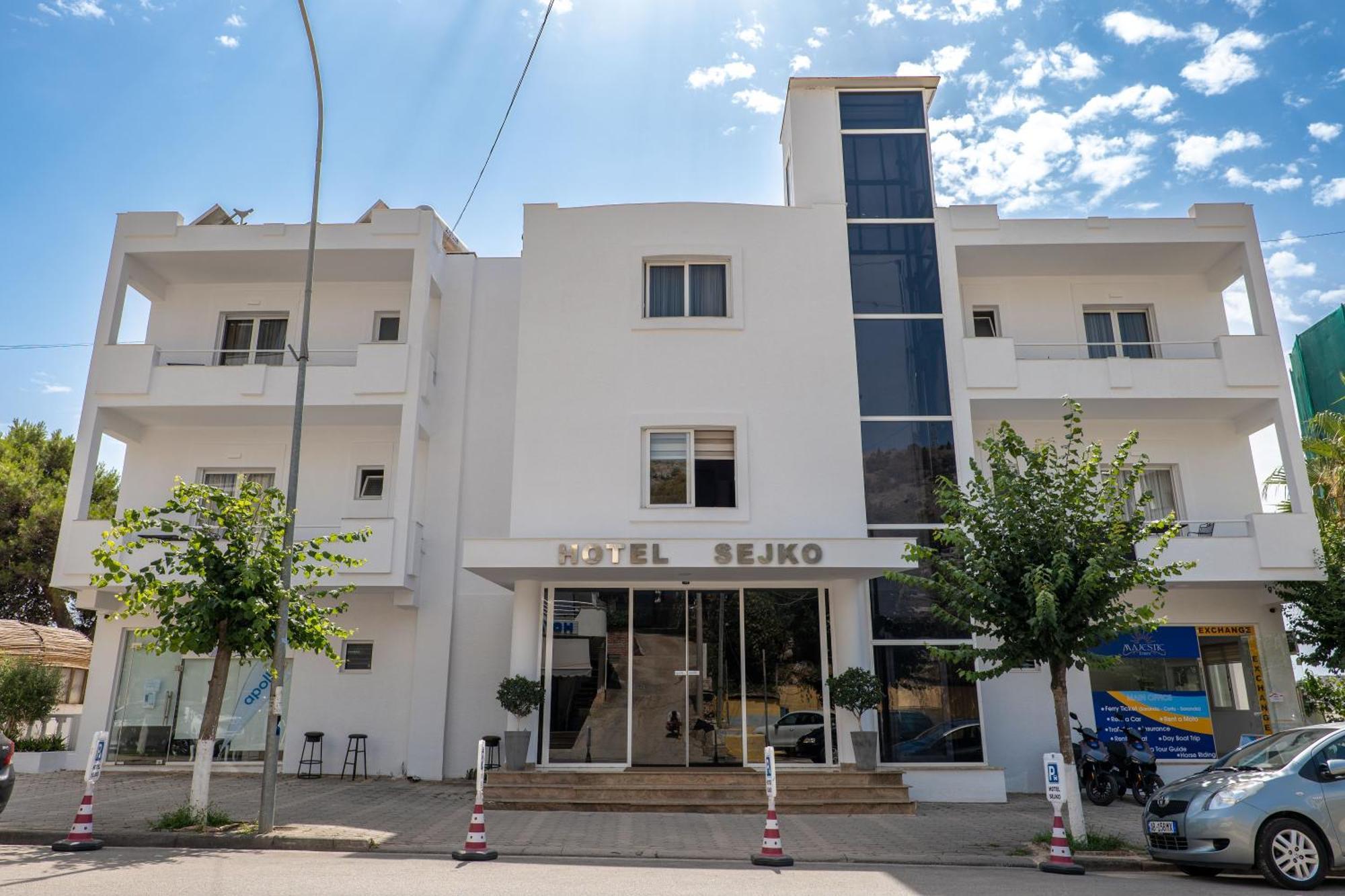 Hotel Sejko Sarandë Esterno foto