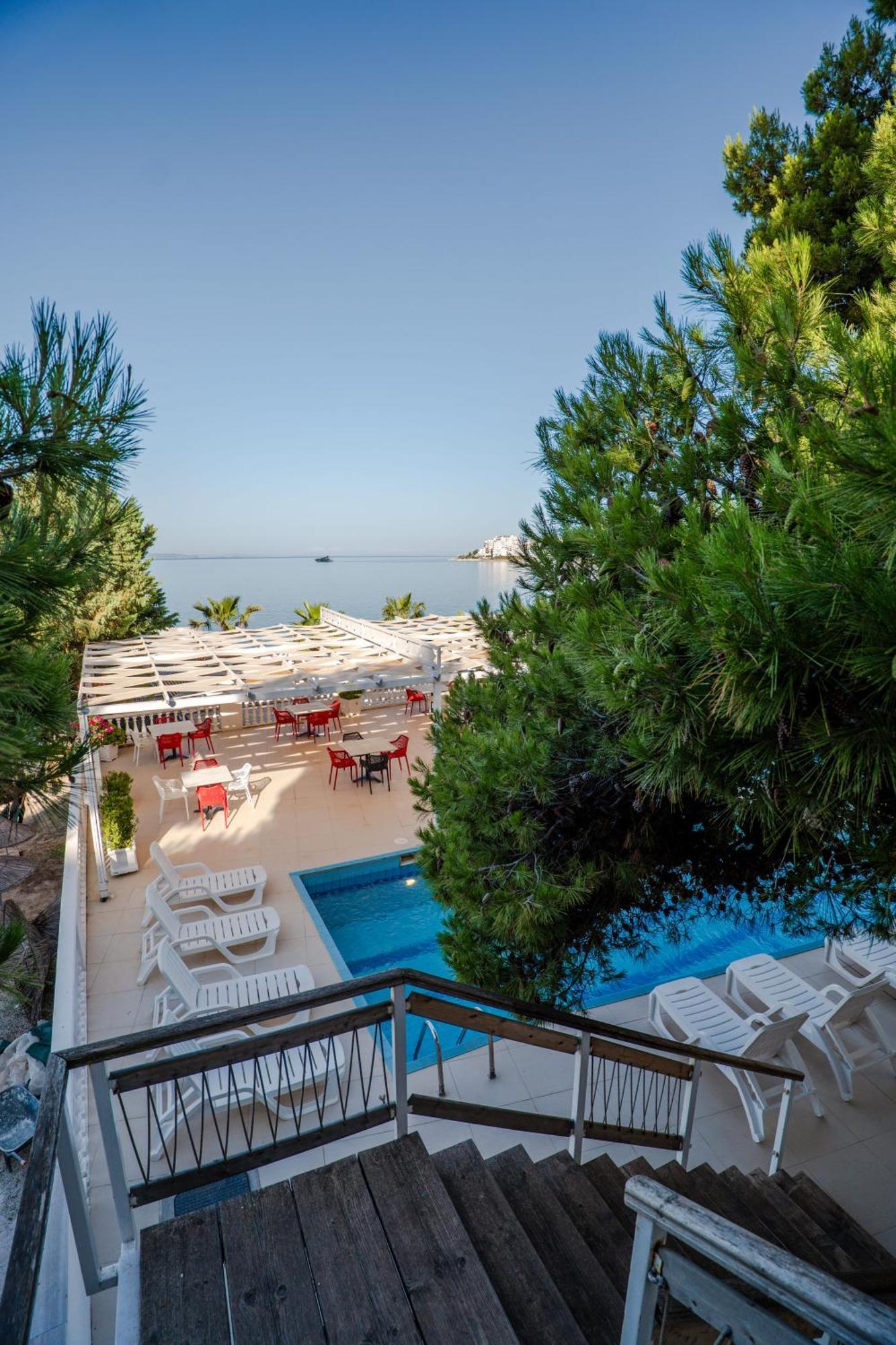 Hotel Sejko Sarandë Esterno foto